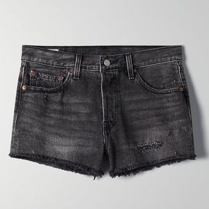 Levi’s 501 short from Aritzia